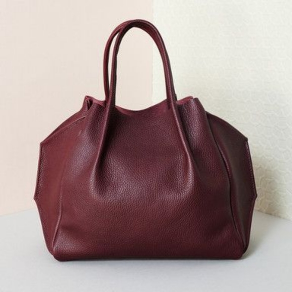 SOLD🥀 Oliveve Zoe Leather Tote In Red Clay - Picture 9 of 12